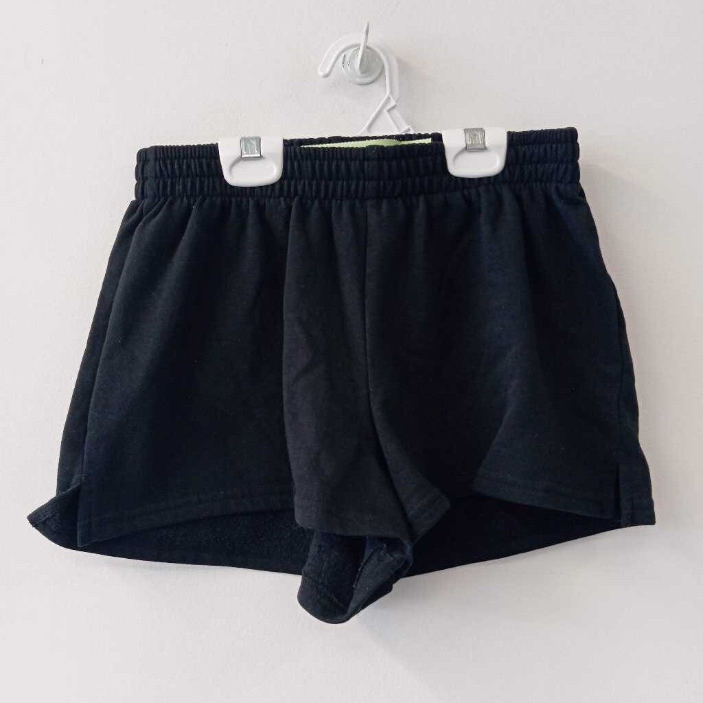 short femme s/p