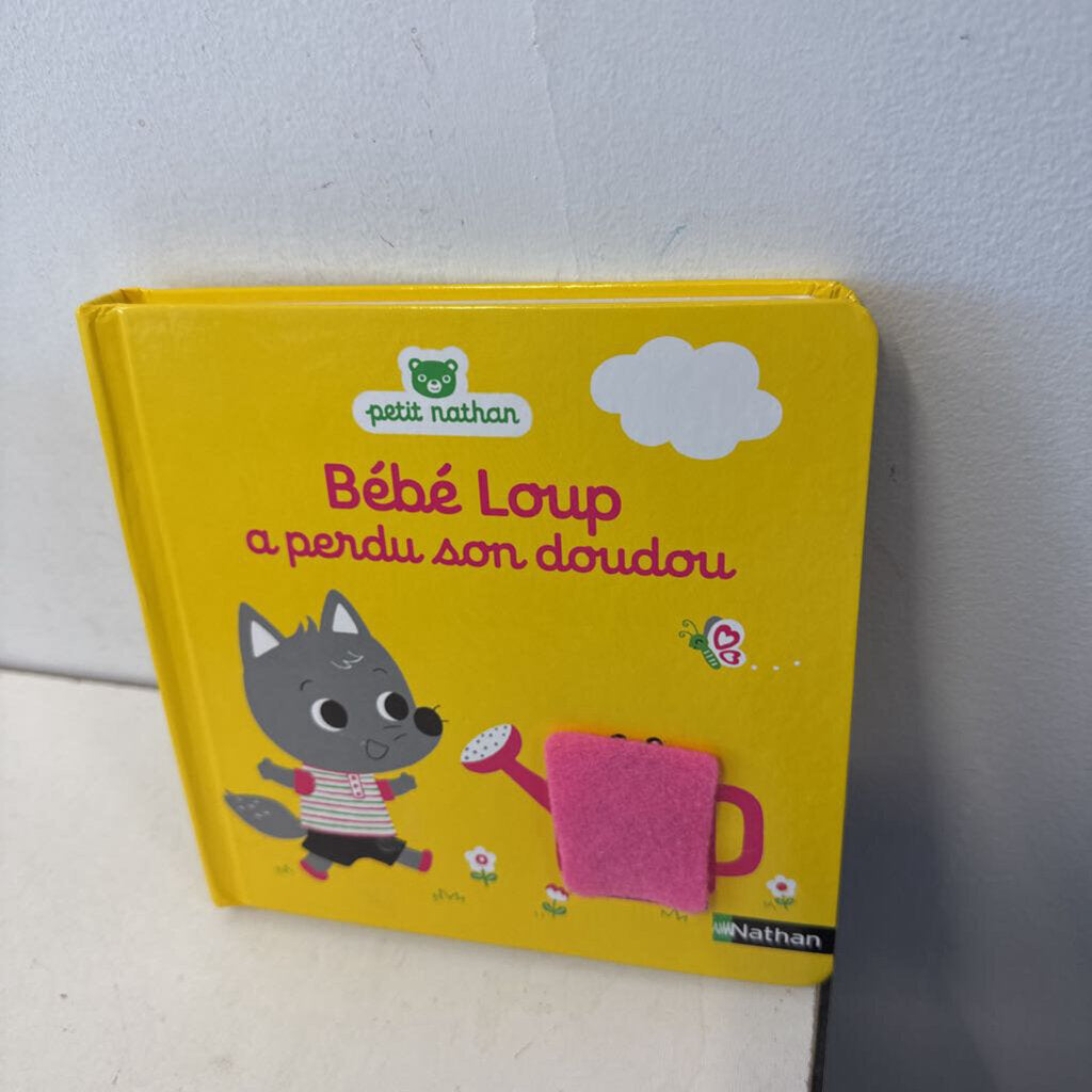 bebe loup a perdu son doudou