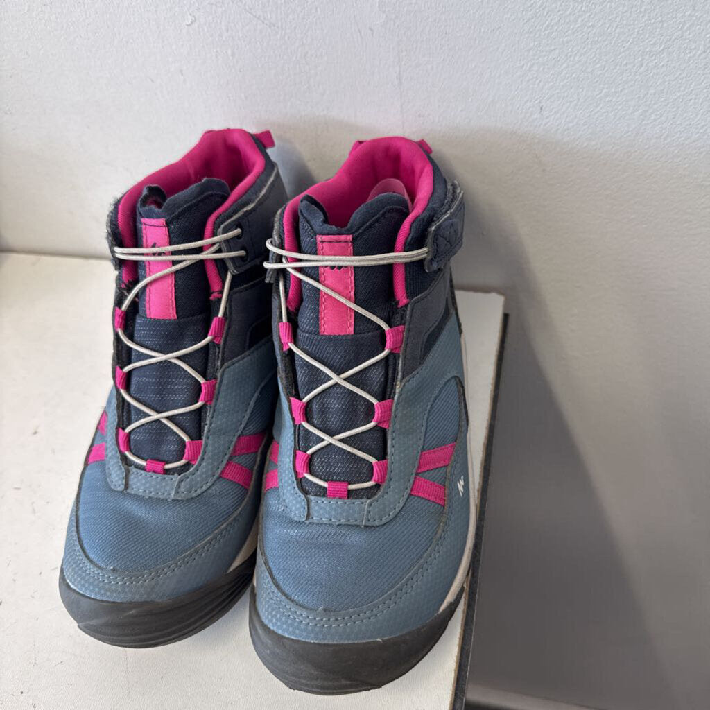 souliers randonnee NEUF
