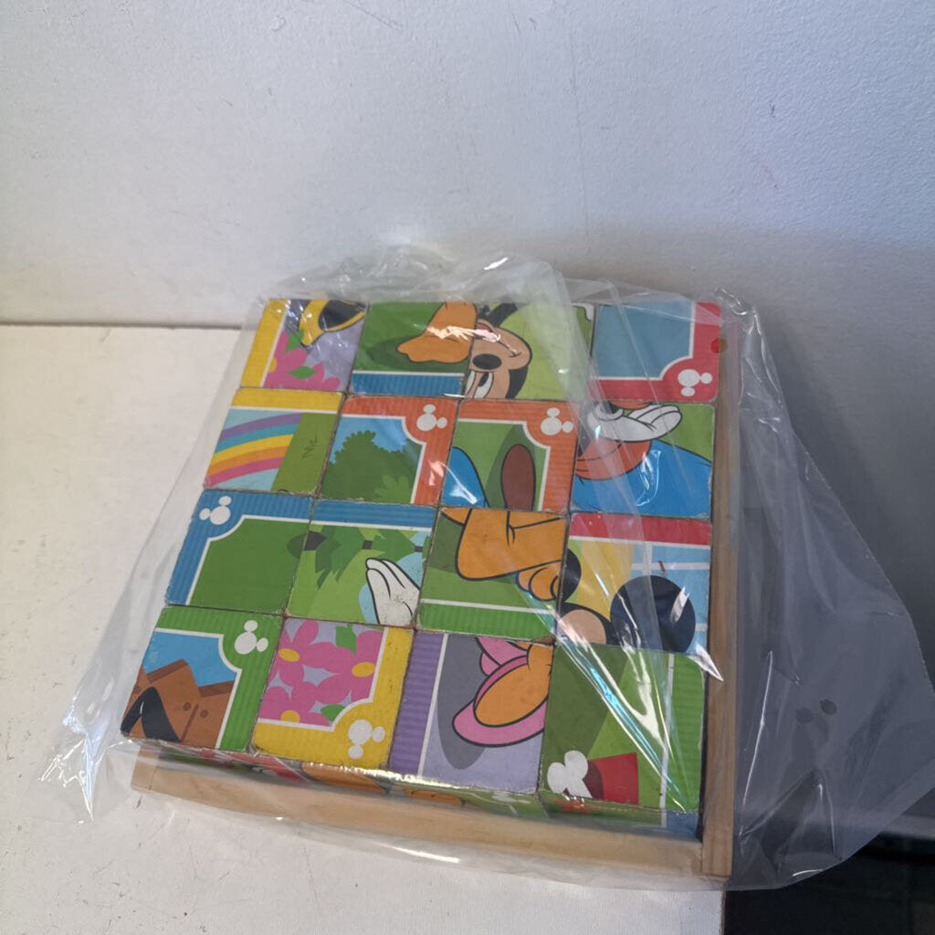casse-tete cube disney