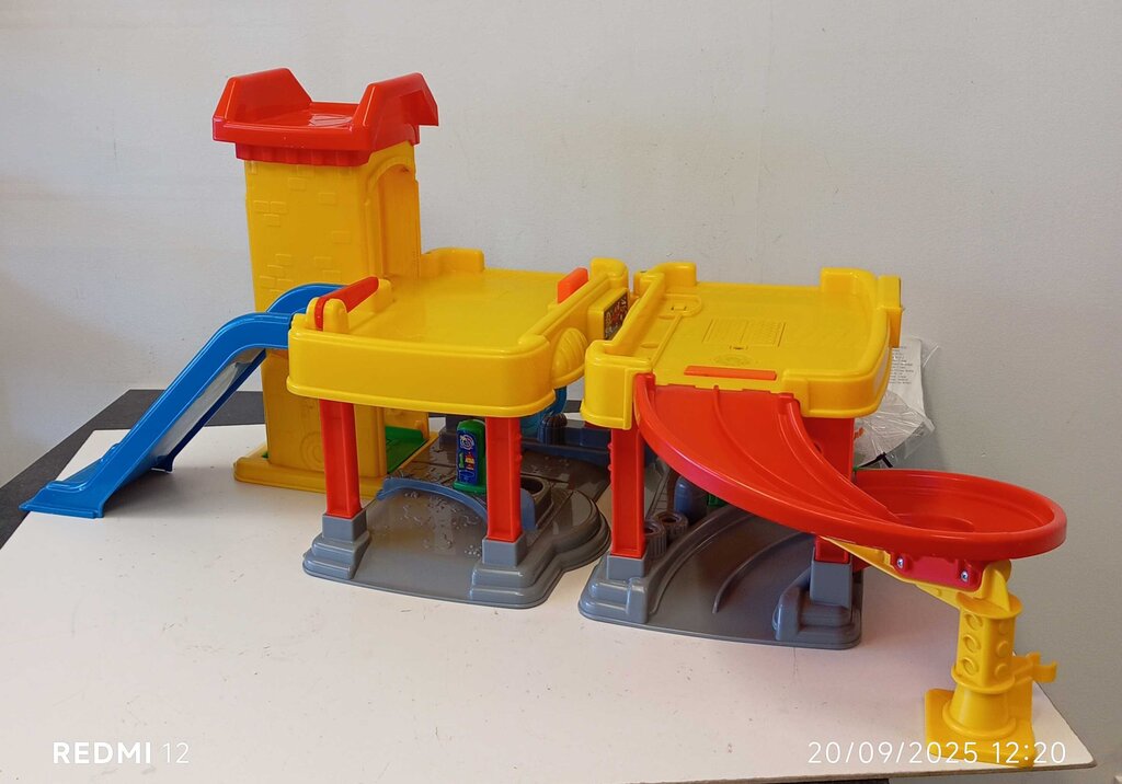 garage little people + accessoires