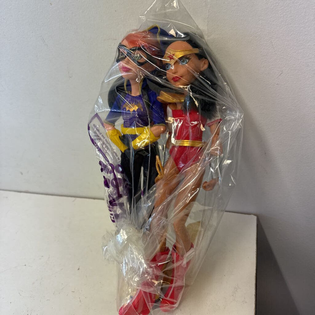 batgirl + wonder woman