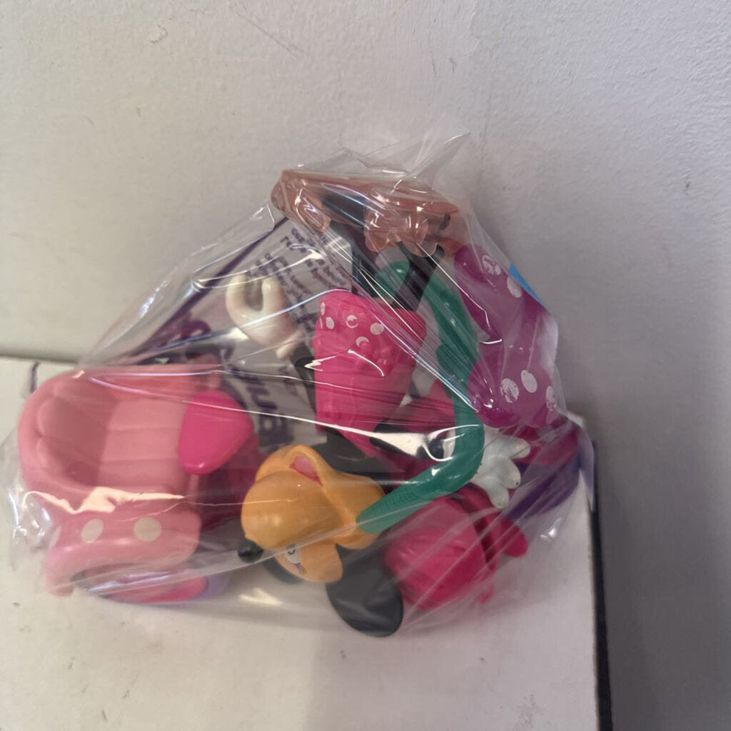 Minnie Mouse figurine